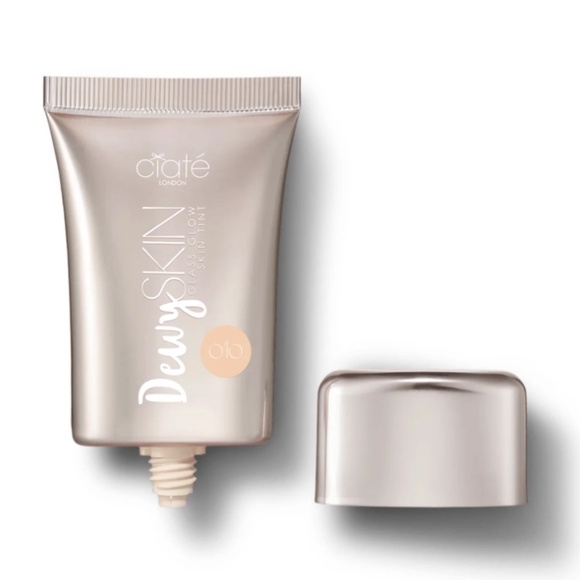 Ciate London Dewy Skin Glass Glow Skin Tint Foundation in Shade 020 - Picture 1 of 7